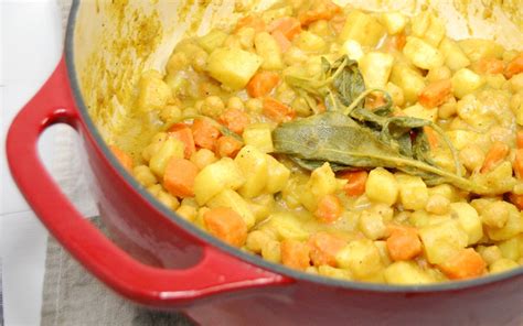 curried-chickpea-and-carrot-stew-vegan-one-green image