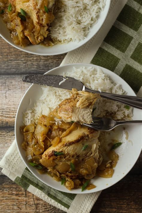 poulet-yassa-senegalese-chicken-the-wanderlust-kitchen image