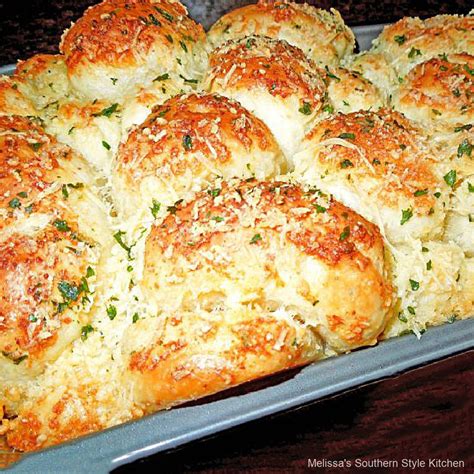 garlic-parmesan-pull-apart-bread image