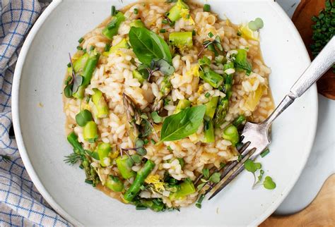 asparagus-risotto-recipe-love-and-lemons image