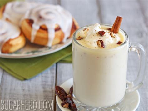 cinnamon-bun-white-hot-chocolate-sugarhero image