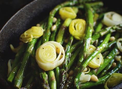 easy-roasted-leek-and-asparagus-salad image