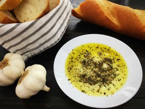 carrabbas-bread-dipping-oil-recipe-review-by-the image