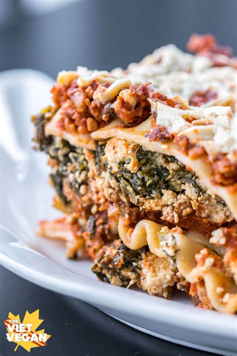 vegan-lasagna-with-spinach-tofu-ricotta-the-viet image
