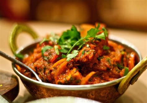 lamb-jalfrezi-curry-pot-indian-curry image