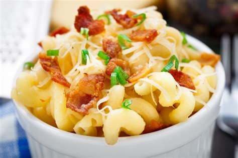 recipe-baked-macaroni-and-cheese-with-bacon-saveca image