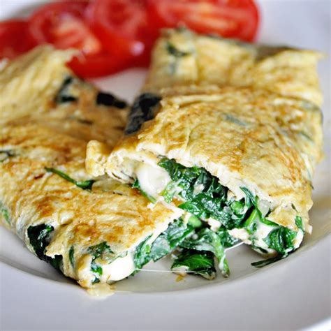 spinach-cheese-omelette-easy-breakfast image