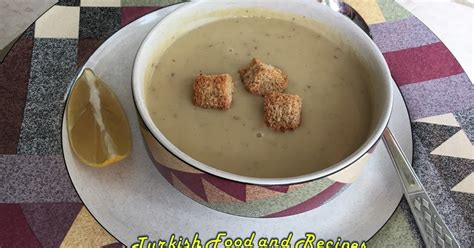 turkish-food-recipes-yellow-lentil-soup-sari-mercimek-corbasi image
