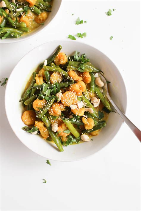 coconut-curry-shrimp-green-beans-the-wheatless image