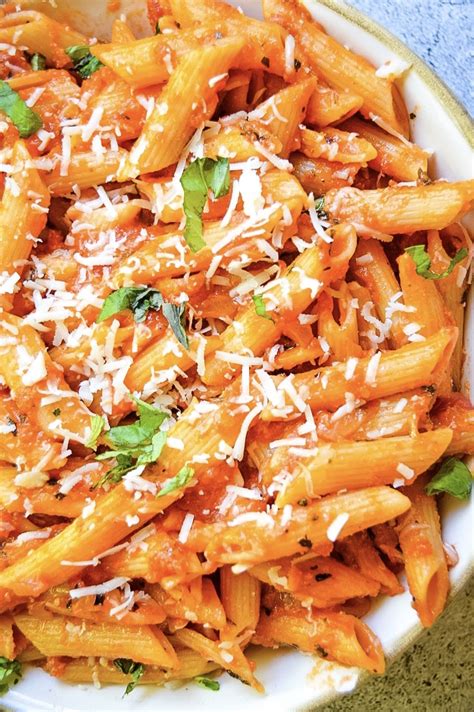 penne-alla-vodka-hearty-delicious-kays-clean-eats image