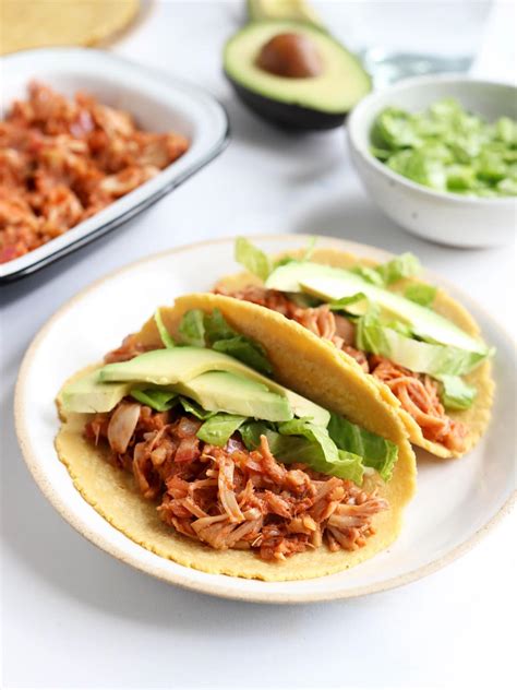 the-best-jackfruit-tacos-fast-easy-detoxinista image