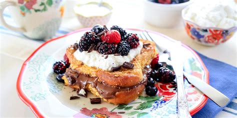 nutella-stuffed-crunchy-french-toast-with-berries image