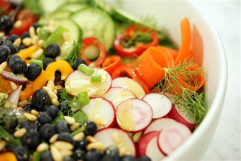fresh-garden-salad-with-creamy-vinaigrette-bowl-me image