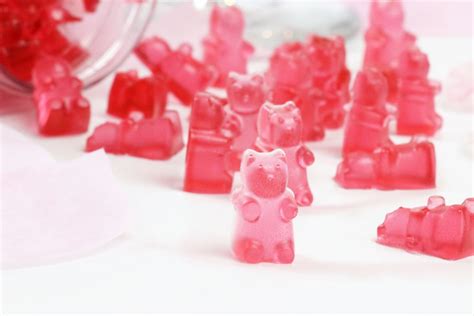 ros-wine-gummy-bears-you-can-make-at-home image