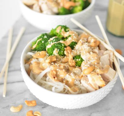 chicken-and-broccoli-noodle-bowls-tasty-kitchen image