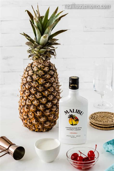 pineapple-rum-slushie-real-housemoms image
