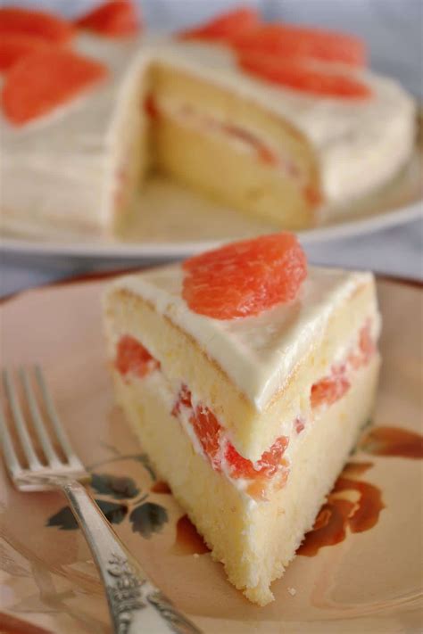 the-hollywood-brown-derby-grapefruit-cake-mission image