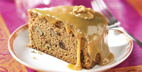 robinhood-applesauce-cake-with-caramel-icing image
