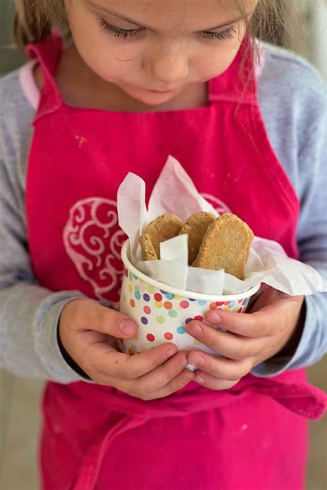 homemade-teething-biscuits-super-healthy-kids image