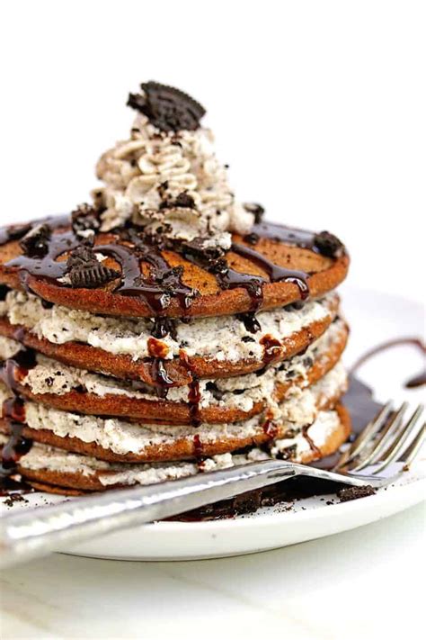 oreo-pancakes-or-cookies-and-cream-pancakes image