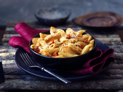 tuscan-chicken-and-penne-recipe-cook-with-campbells image