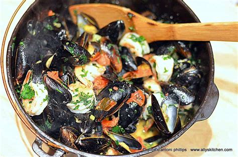 mussels-shrimp-pasta-pasta-recipes-allys-kitchen image