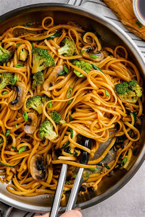 hibachi-noodles-eazy-peazy-meals image