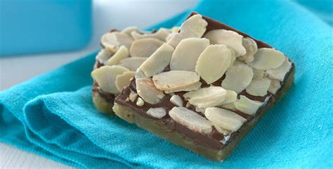 robinhood-chocolate-butterscotch-almond-crunch image