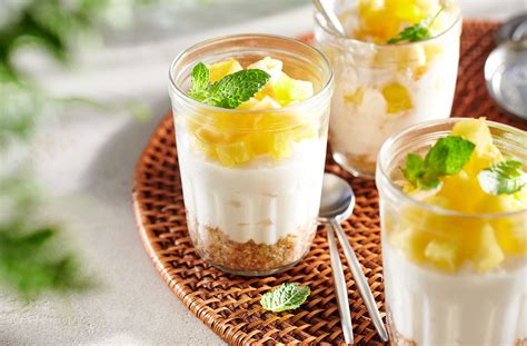no-bake-vegan-cheesecakes-with-coconut-and-pineapple image