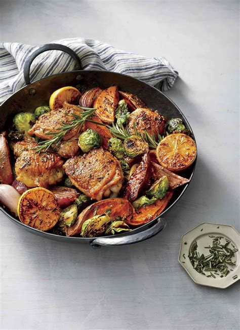 oven-baked-chicken-thighs-with-vegetables-southern image