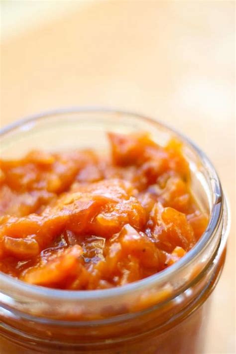 easy-apricot-chutney-recipe-fusion-craftiness image