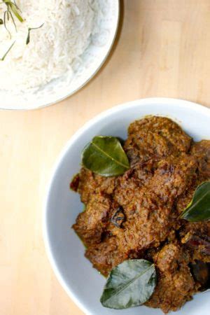rendang-authentic-and-traditional-indonesian image