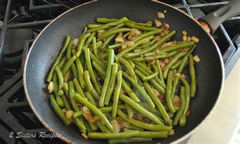 sauteed-green-beans-with-onions-2-sisters image