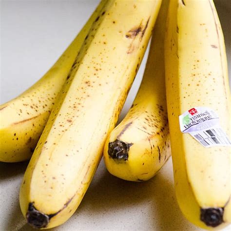 10-healthy-banana-snacks-ifoodrealcom image