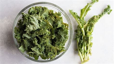 how-to-make-super-tasty-kale-chips-anytime-fitness image