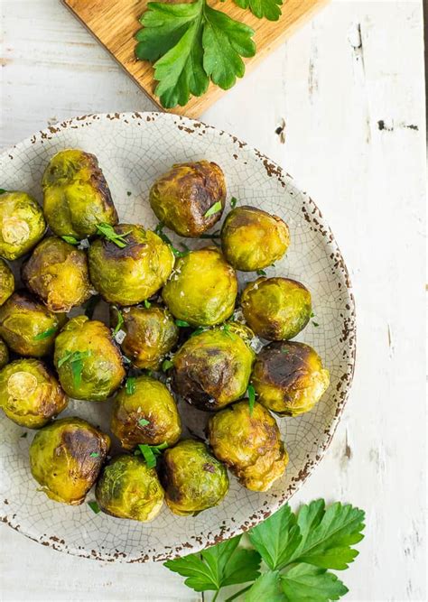 roasted-frozen-brussel-sprouts-vegan-sustainable-cooks image