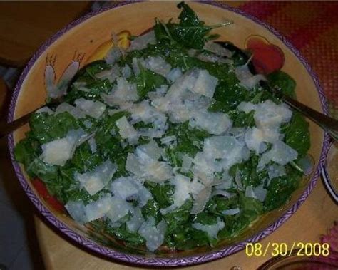arugula-spinach-salad-cooking-with-nonna image