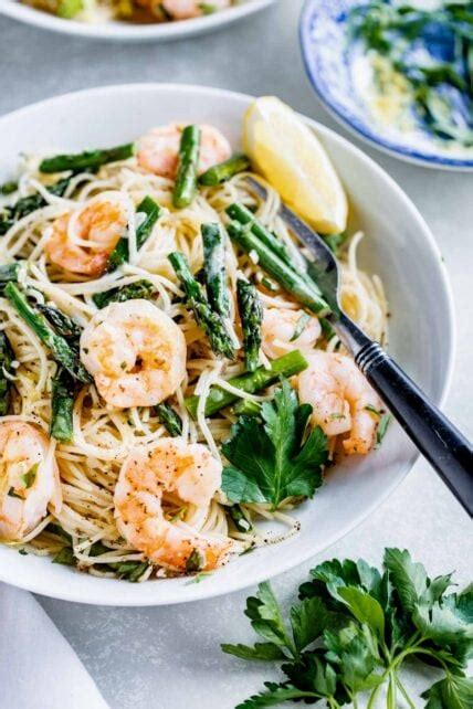 easy-shrimp-asparagus-pasta-with-lemon-cream-sauce image