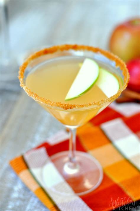 cinnamon-apple-martini-one-of-the-best-cocktails-for-fall image