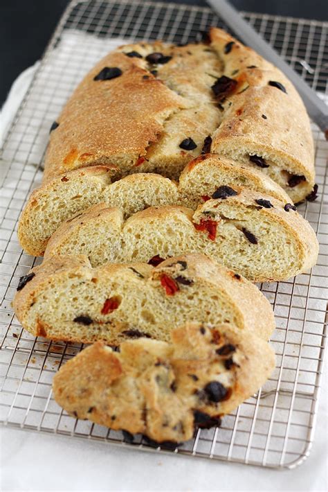 basil-olive-and-sun-dried-tomato-bread-girl-versus image