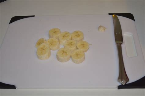 super-simple-banana-smoothie-magic-bullet image