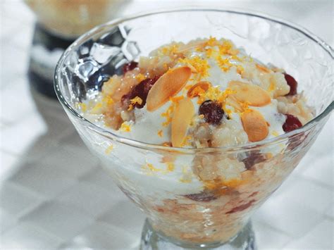 rice-pudding-with-cherries-and-almonds-cookstrcom image