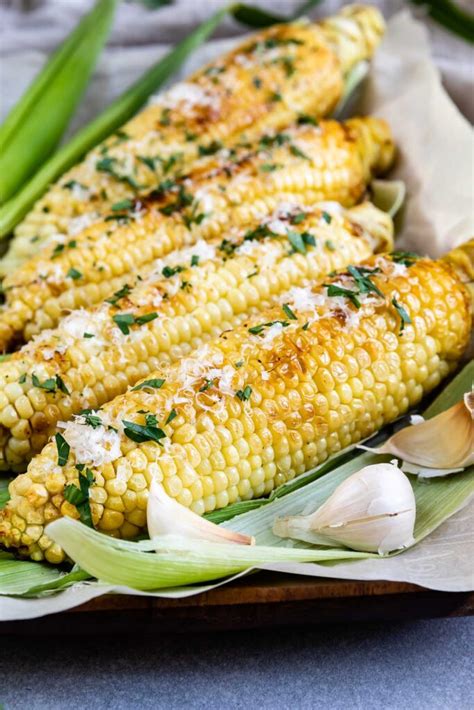 garlic-butter-grilled-corn-on-the-cob-easy-good-ideas image