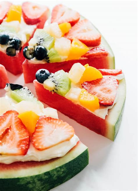 watermelon-pizza-recipe-with-cream-cheese-frosting image