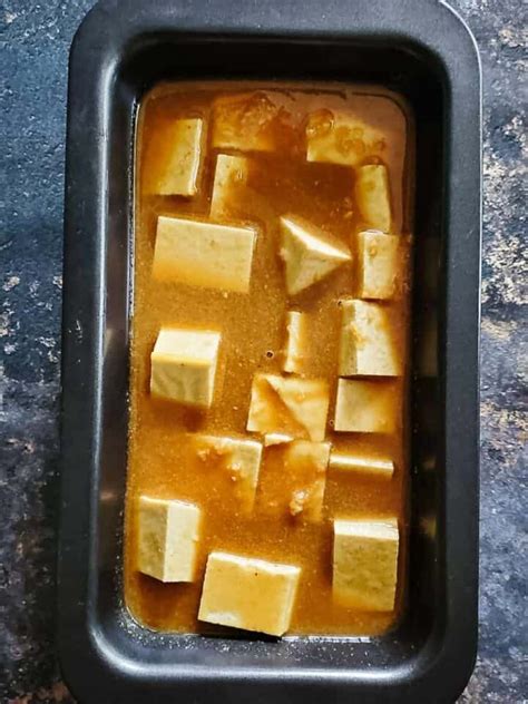 baked-sesame-ginger-tofu-perfectly-crispy image