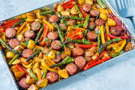 one-pan-honey-garlic-sausage-veggies-clean-food image