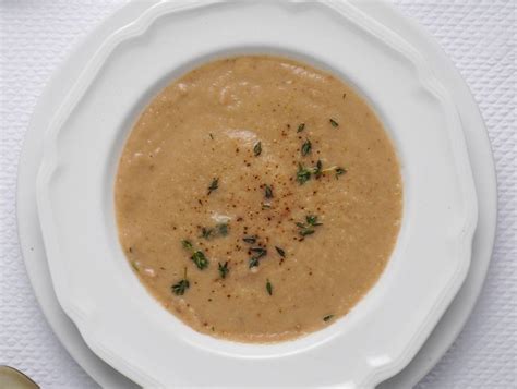 cauliflower-chestnut-soup image