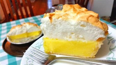 lemon-meringue-pie-recipe-best-pie-ever image