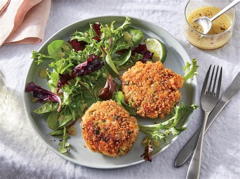 these-spicy-thai-shrimp-cakes-are-just-288-calories image