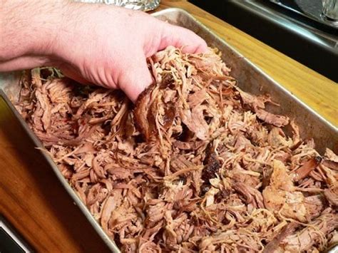 5-different-methods-for-reheating-pulled-pork-in-the image